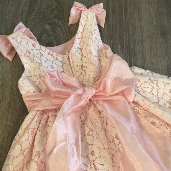 Flower girls dresses - Picture 8 of 8